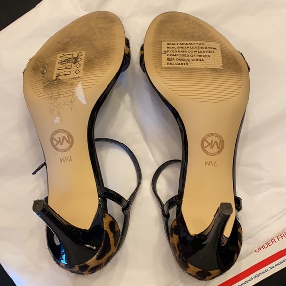 MICHAEL Michael Kors Simone Heels - Picture 4 of 6